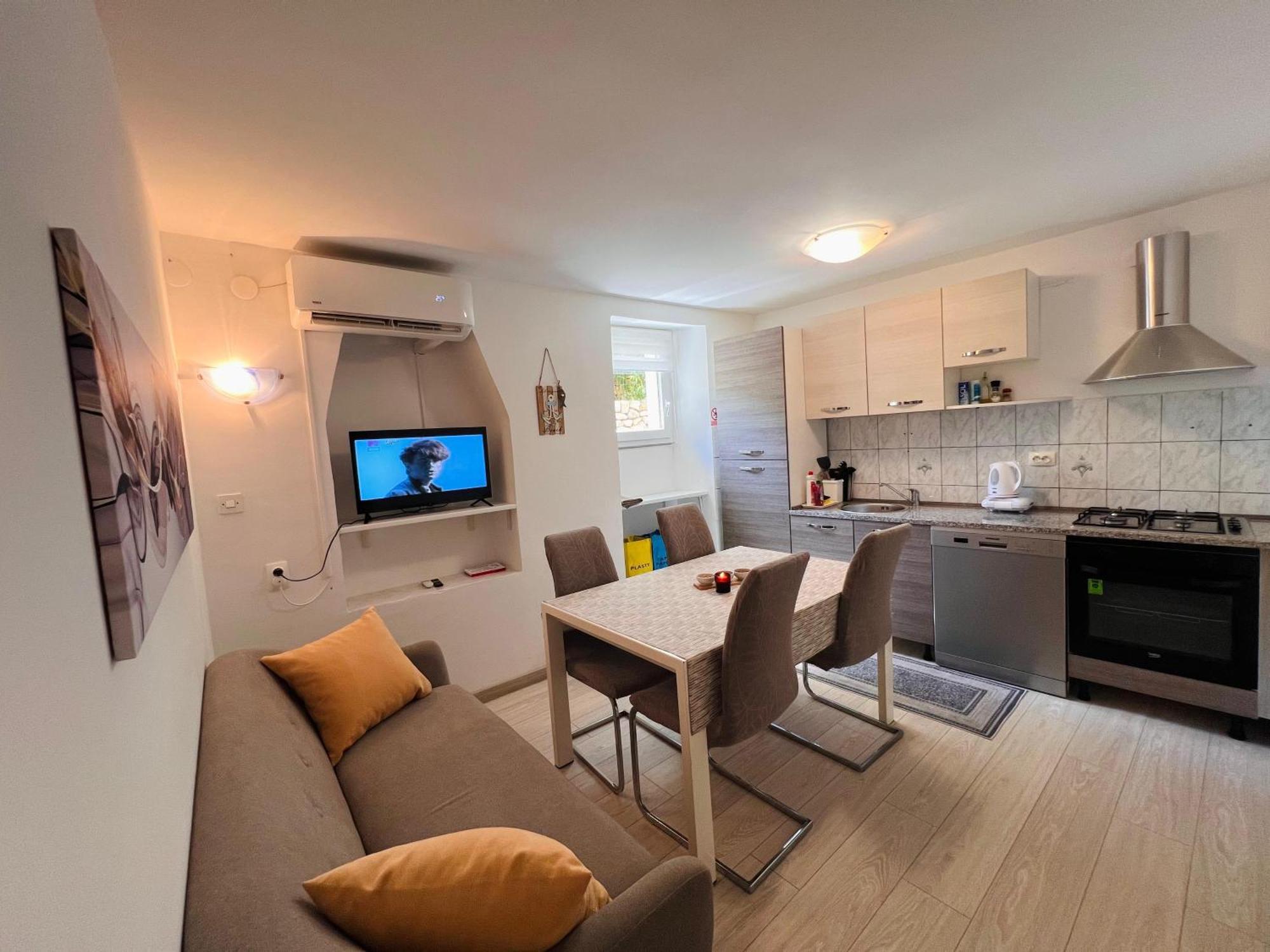Apartman Gabriela Mali Losinj Bagian luar foto
